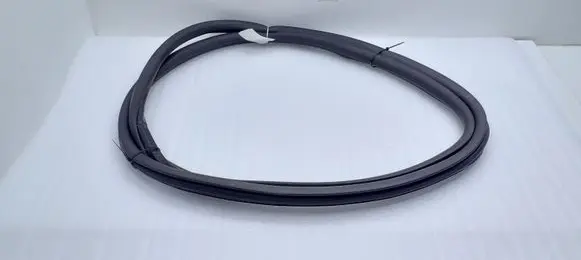 Peugeot 5008 II Front door rubber seal 9811537480