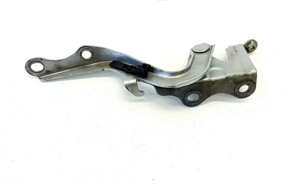 Engine bonnet/hood hinges
