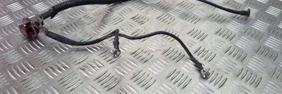 Peugeot 106 Positive cable (battery)