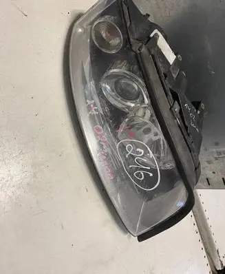Audi A4 S4 B6 8E 8H Headlight/headlamp