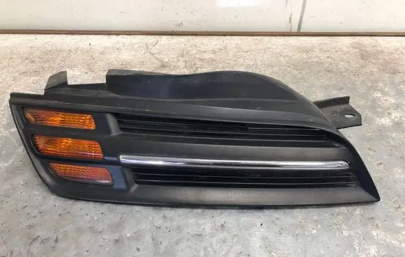 Nissan Micra Front indicator light 89027936