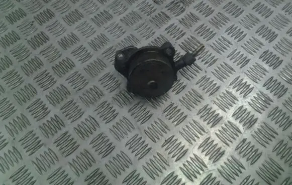 Vacuum pump