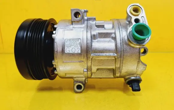 Opel Corsa D Air conditioning (A/C) compressor (pump) 55701200