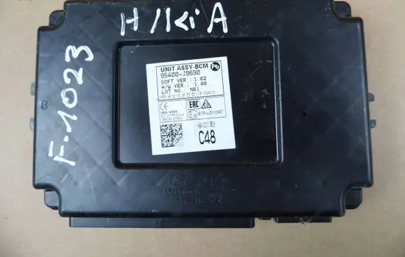 Hyundai Kona I Other control units/modules 95400J9690