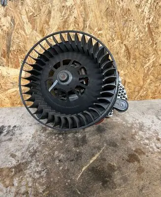Mercedes-Benz E W210 Heater blower motor/fan resistor 2108206210 5399875310