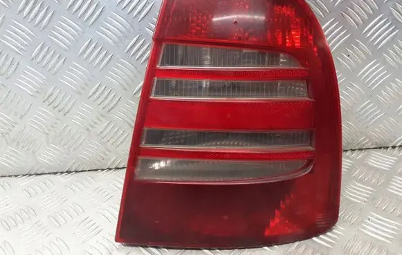Skoda Superb B5 (3U) Rear/tail lights 1SCX-13404-AA