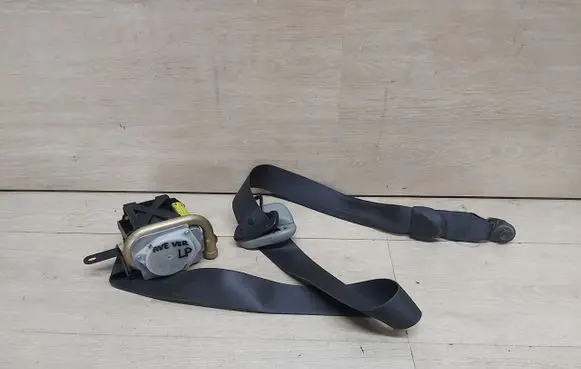 Toyota Avensis Verso Set of seat belts AVPASLP