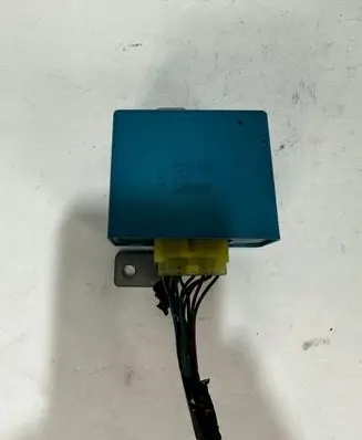 Mitsubishi Pajero Other relay MB921337
