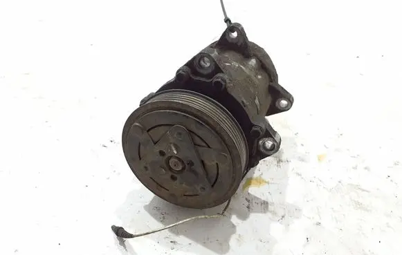 Renault Master II Air conditioning (A/C) compressor (pump) 7700300462