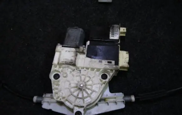 Citroen C4 I Front door window regulator motor 997831101 997831-101