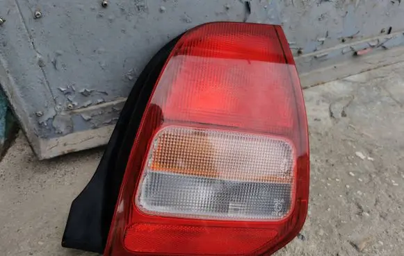 Mitsubishi Colt Rear/tail lights 043-1679