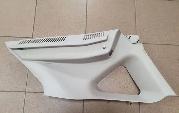 Nissan Qashqai Rear side glass trim 76934JD000