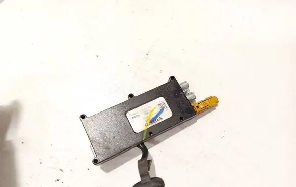 Volvo V50 Antenna control unit 30737918 28019207