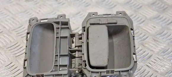Mercedes-Benz Sprinter W901 W902 W903 W904 Rear door interior handle A9067600061 ZGS00804