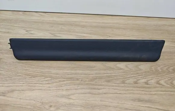 Volvo V70 Front sill trim cover 31250823 3Q2A