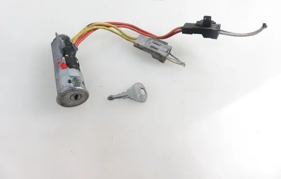 Peugeot 405 Ignition lock 