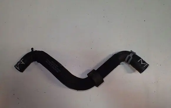 Volkswagen Golf VII Engine coolant pipe/hose