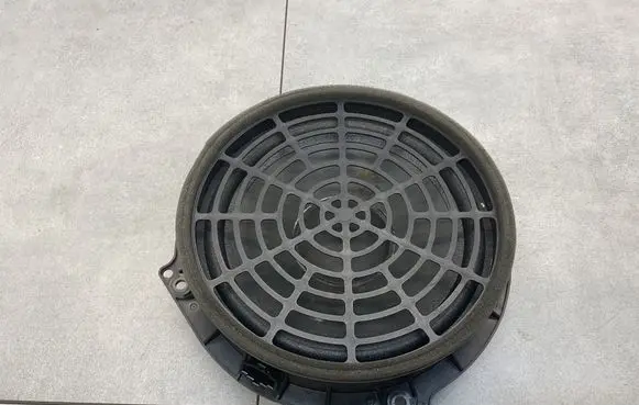 Audi A7 S7 4G Front door speaker 4G2035415