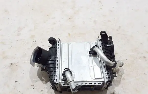 Mercedes-Benz GLE W167 Intercooler radiator A6540904201