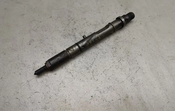 Audi A6 S6 C5 4B Fuel injector 059130201D 0432133805
