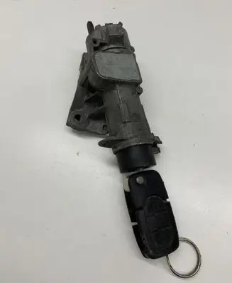 Audi A6 S6 C5 4B Ignition lock 4B0905851C