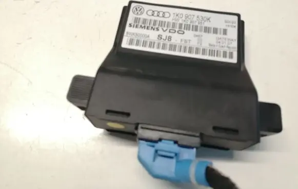 Skoda Octavia Mk2 (1Z) Gateway control module 1K0907530K 5WK50000A