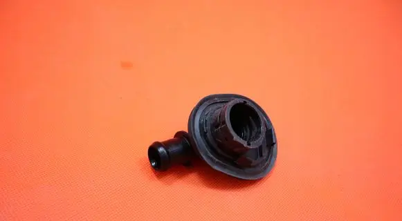 Mercedes-Benz C W204 Engine coolant pipe/hose