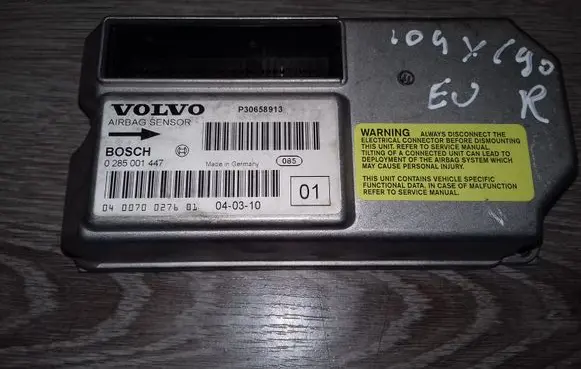 Volvo XC90 Airbag control unit/module 0285001447 P30658913