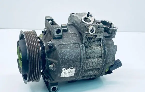 Volkswagen Golf V Air conditioning (A/C) compressor (pump) 1K0820803N