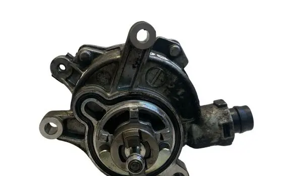 Volvo V60 Vacuum pump 31375107