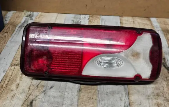 Volkswagen Crafter Rear/tail lights E414788