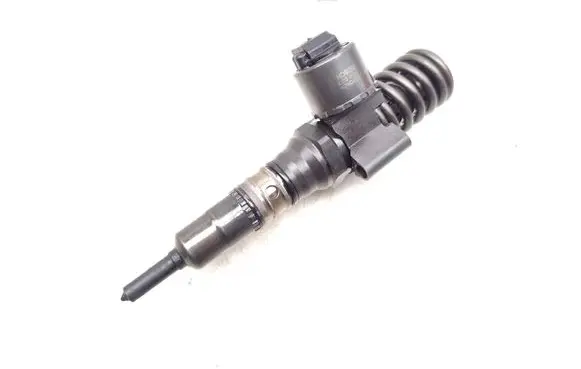 Skoda Octavia Mk2 (1Z) Fuel injector 0414720404