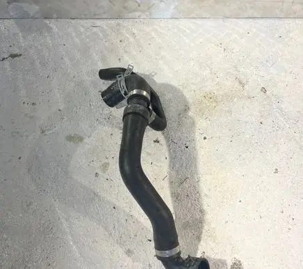 Volvo XC90 Engine coolant pipe/hose 31338292