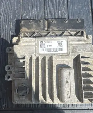 Opel Antara Engine control unit/module 25189813 28359587 25184894