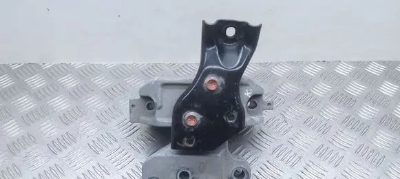 Mitsubishi Outlander Gearbox mount 