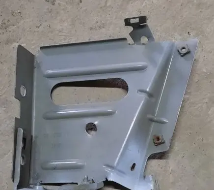 Renault Master III Fender mounting bracket 03D25312R 0217