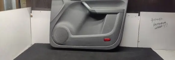 Volkswagen Caddy Front door card panel trim 2K1867006AN 2K1867006N 08122490