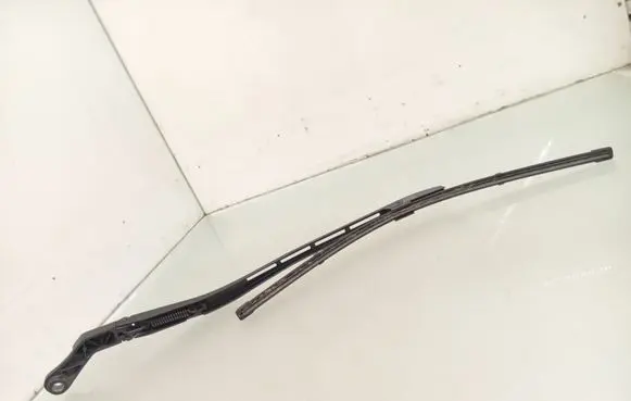 Audi A4 S4 B6 8E 8H Front wiper blade arm 8E1955408C