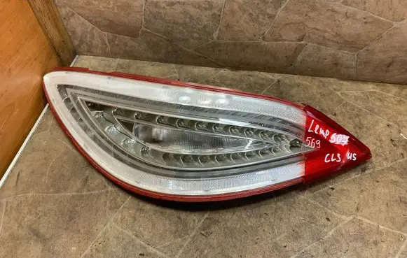 Mercedes-Benz CLS C218 X218 Rear/tail lights A2189060358