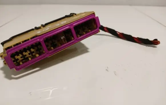 Audi A6 S6 C6 4F Fuse module 8K0941824A