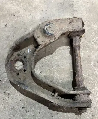 Nissan Terrano Front upper control arm/wishbone 