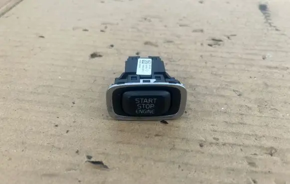 Volvo V60 Engine start stop button switch 31318791 10011479 SNC0500122290461