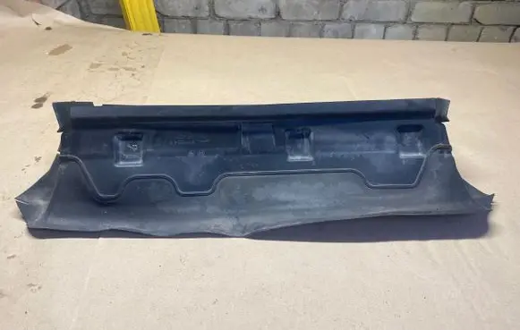 Ford Focus Intercooler air guide/duct channel BM518312A D2L4A