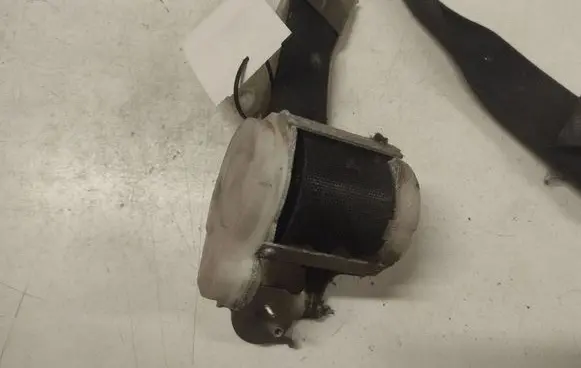 Opel Vectra C Front seatbelt 03314650