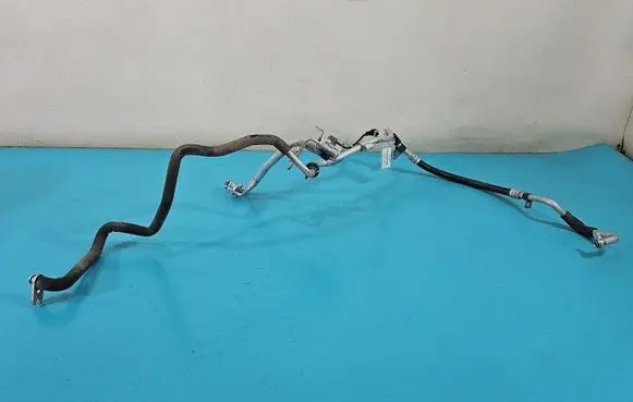 Air conditioning (A/C) pipe/hose