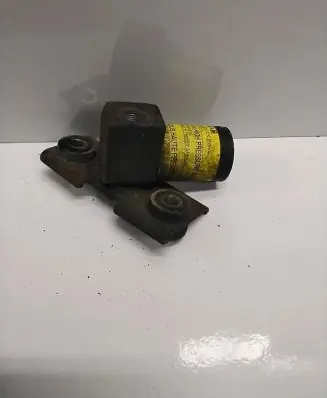 Toyota Land Cruiser (J100) Other front suspension part 
