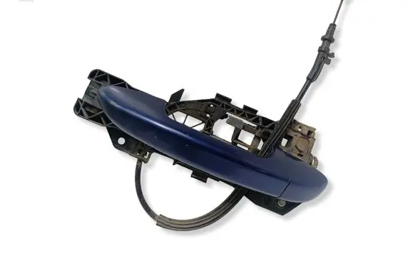 Volkswagen PASSAT B6 Front door exterior handle 