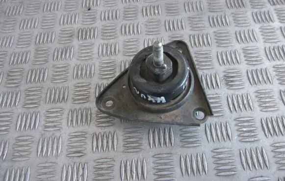 Hyundai i30 Engine mount bracket