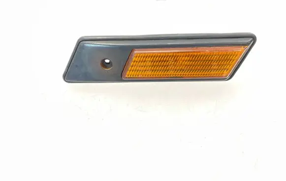 BMW 3 E36 Front fender indicator light 13780149