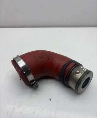 Volkswagen Golf V Intercooler hose/pipe 038131111A